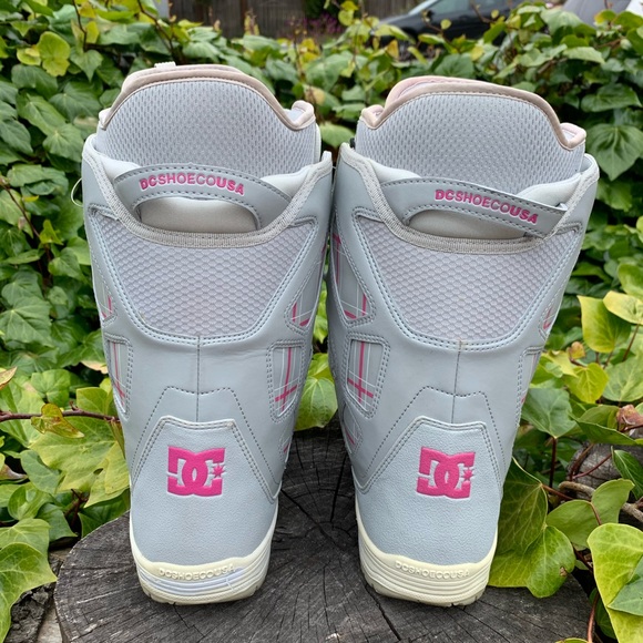 DC Girl’s Scout BOA Snowboard Boots - Picture 3 of 11